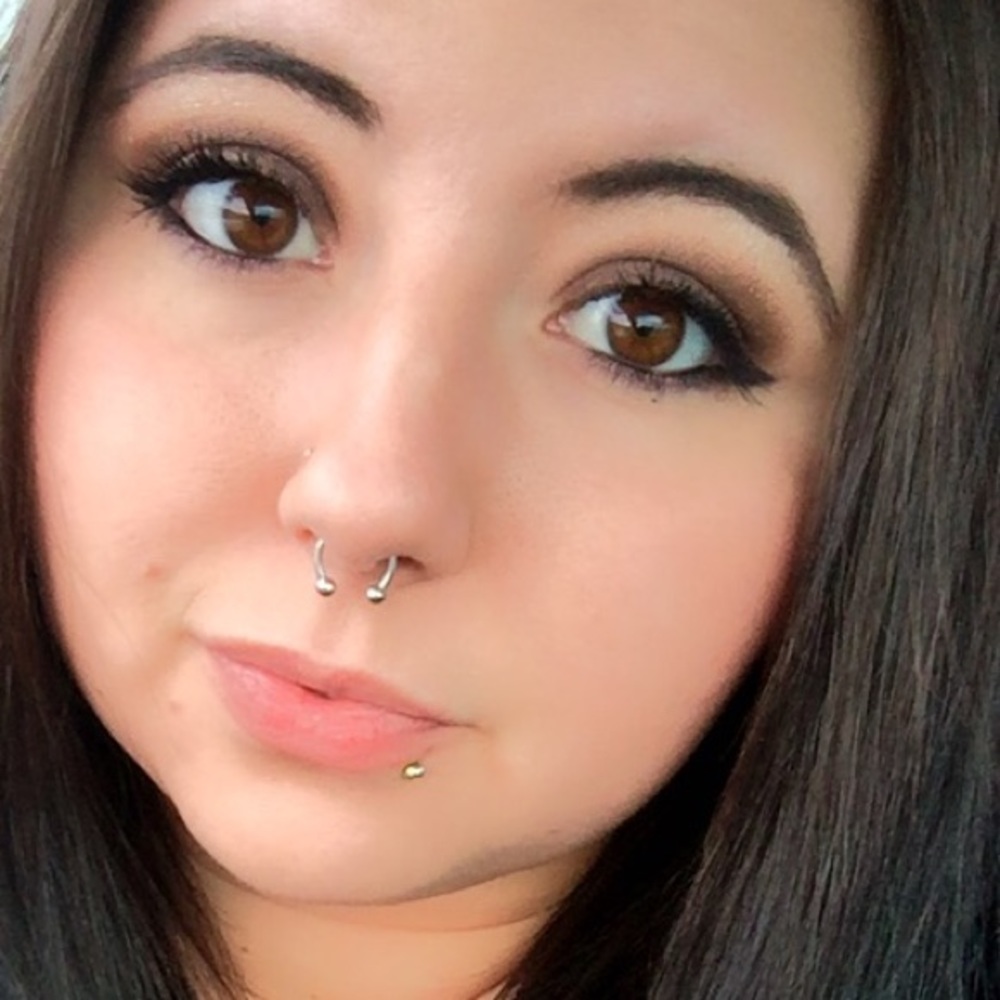 Meet your Posher, Rachel